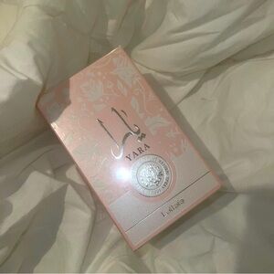 Lattafa Yara Eau de Parfum for Women